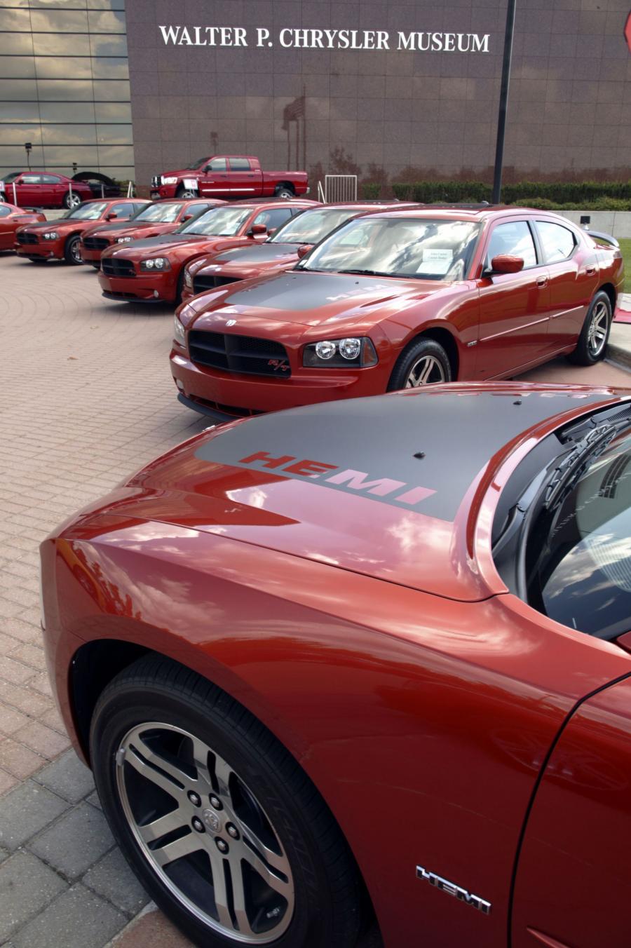  Dodge Charger Daytona R/T 2006 года  (фото 4 из 38)